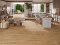 Gres na podłogę drewnopodobny 23x120 w kolorze bursztynowego dębu matowy, A4H504 Amberly Oak aranżacja.jpg